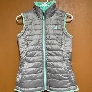 North Face Mossbud Reversible Vest